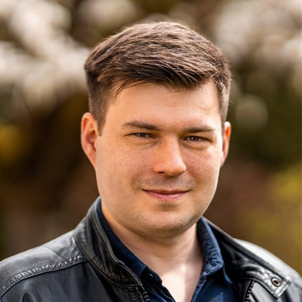 Portrait photo of Benjamin Fischer, owner of IT Hummel